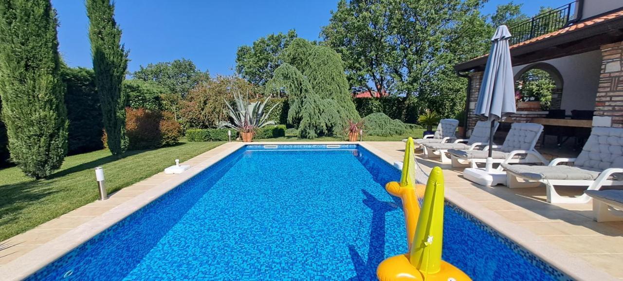 Villa Agava Umag Exterior photo