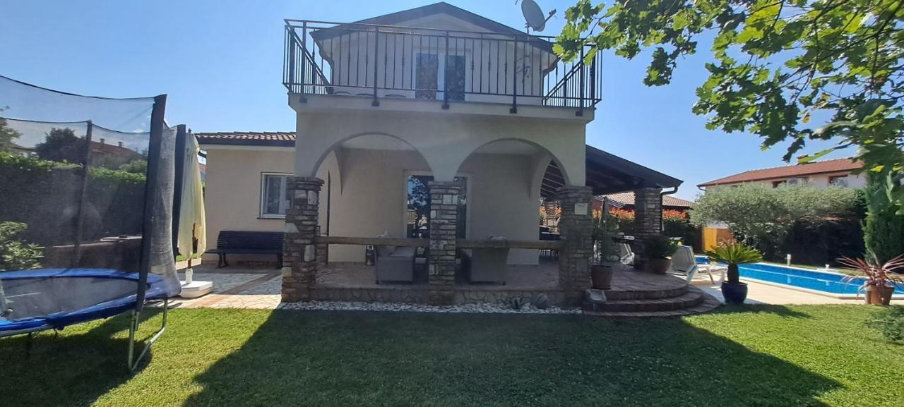 Villa Agava Umag Exterior photo