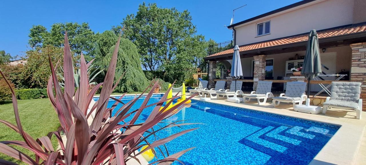 Villa Agava Umag Exterior photo