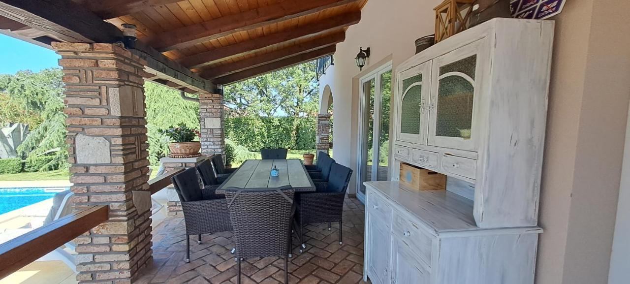 Villa Agava Umag Exterior photo